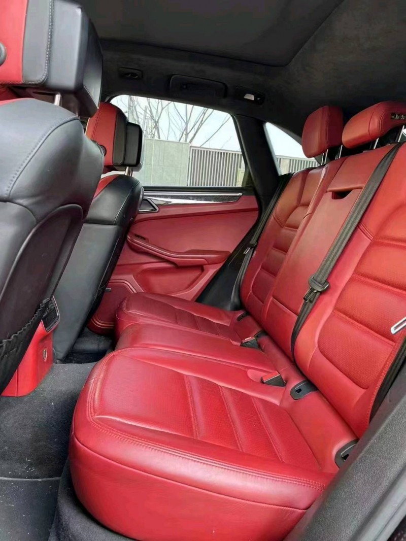 广州17年保时捷Macan4