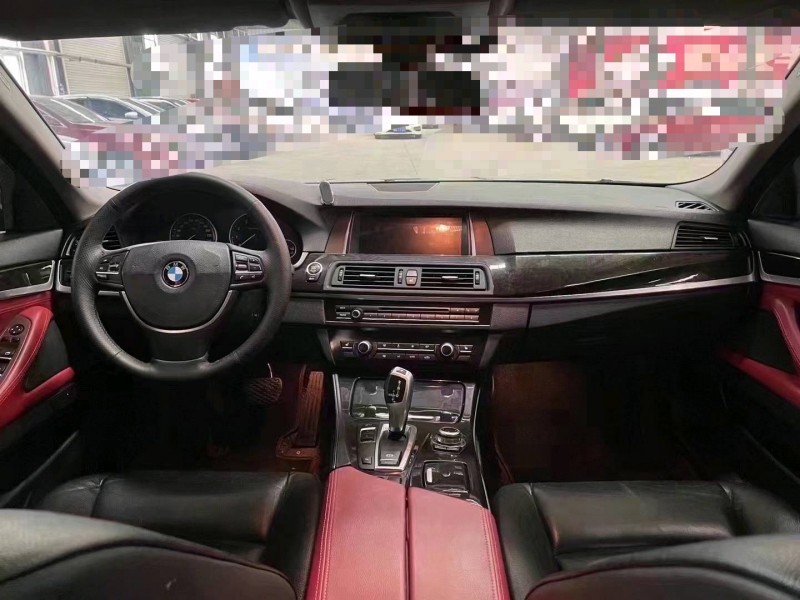 济宁13年宝马5系4