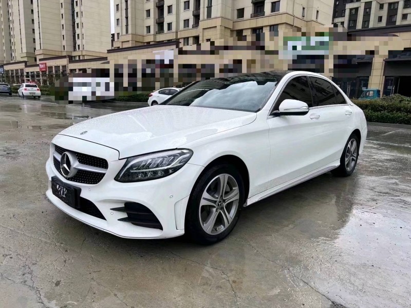 济宁19年奔驰C3