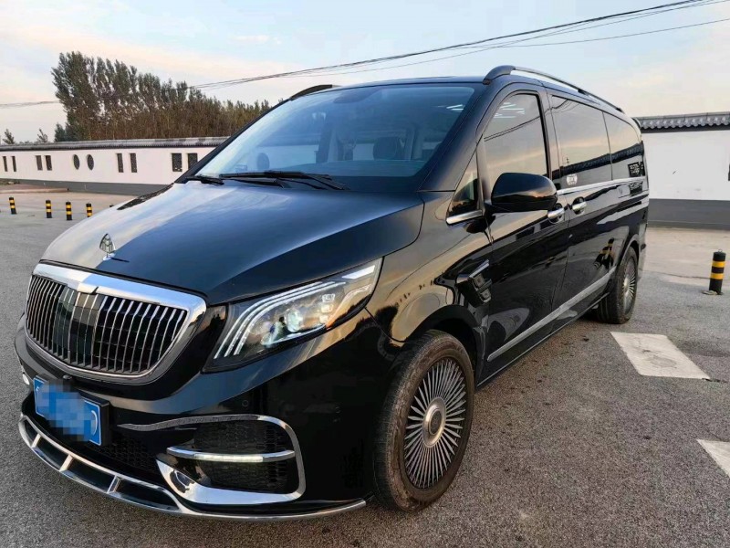 石家庄19年奔驰威霆2