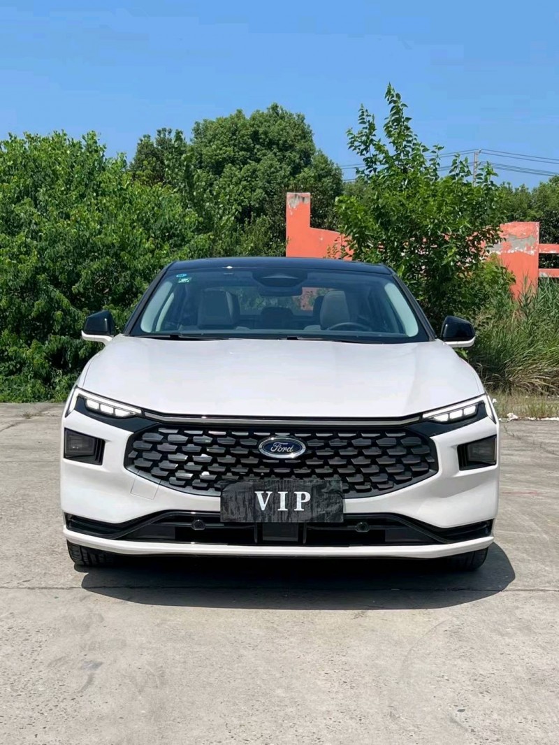 襄阳22年福特蒙迪欧1