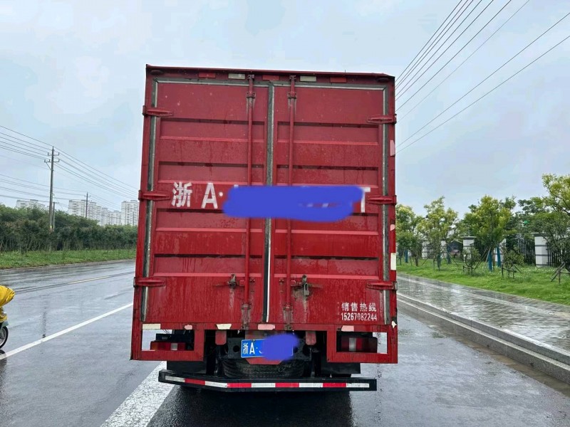 鹽城21年卡車系列重汽豪沃9