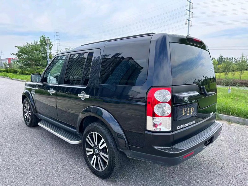 盐城11年路虎发现8