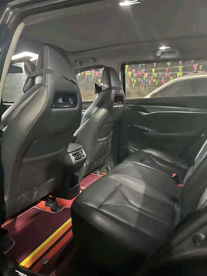 重庆21年长安汽车CS754