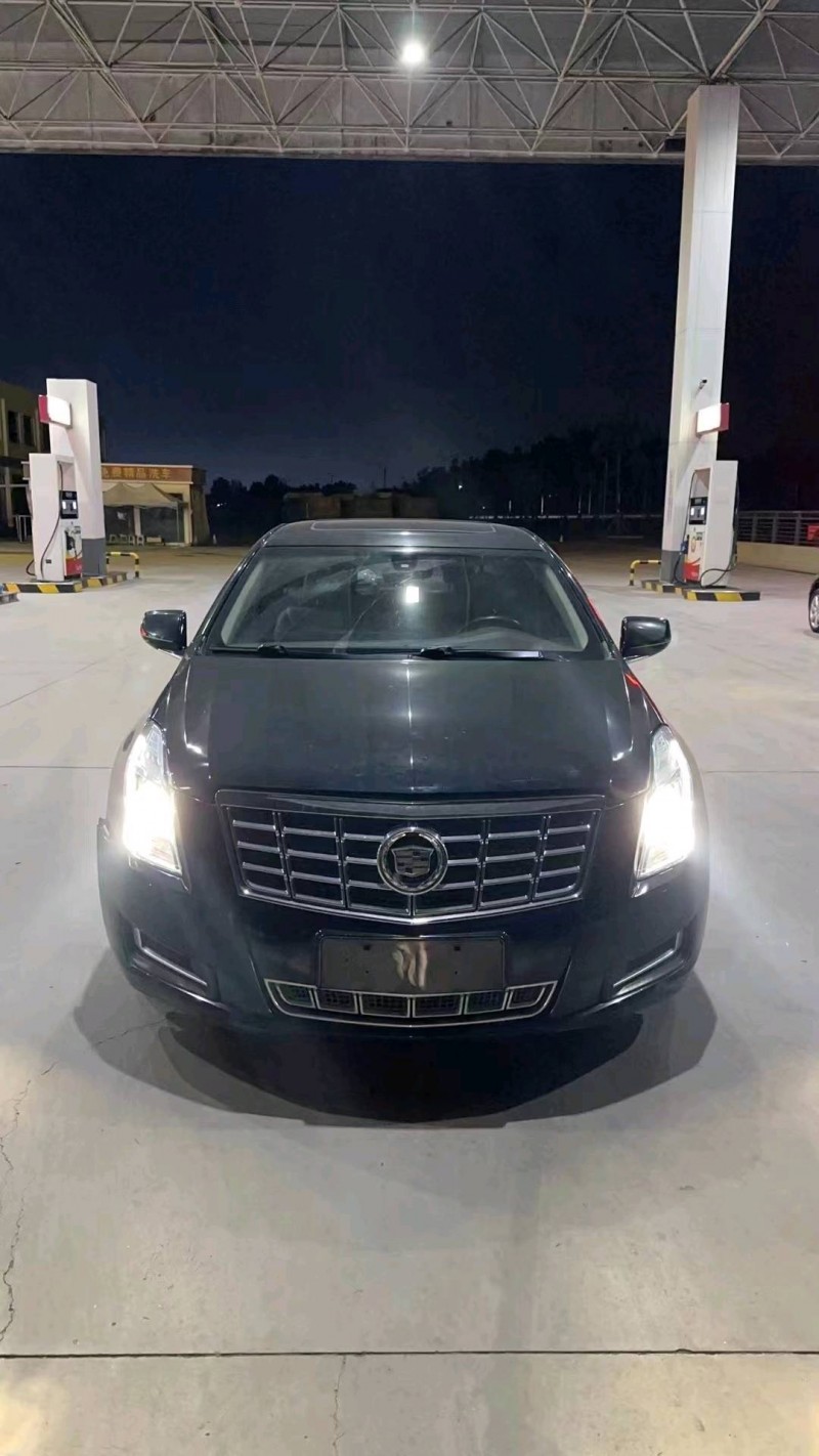 济南15年凯迪拉克XTS1