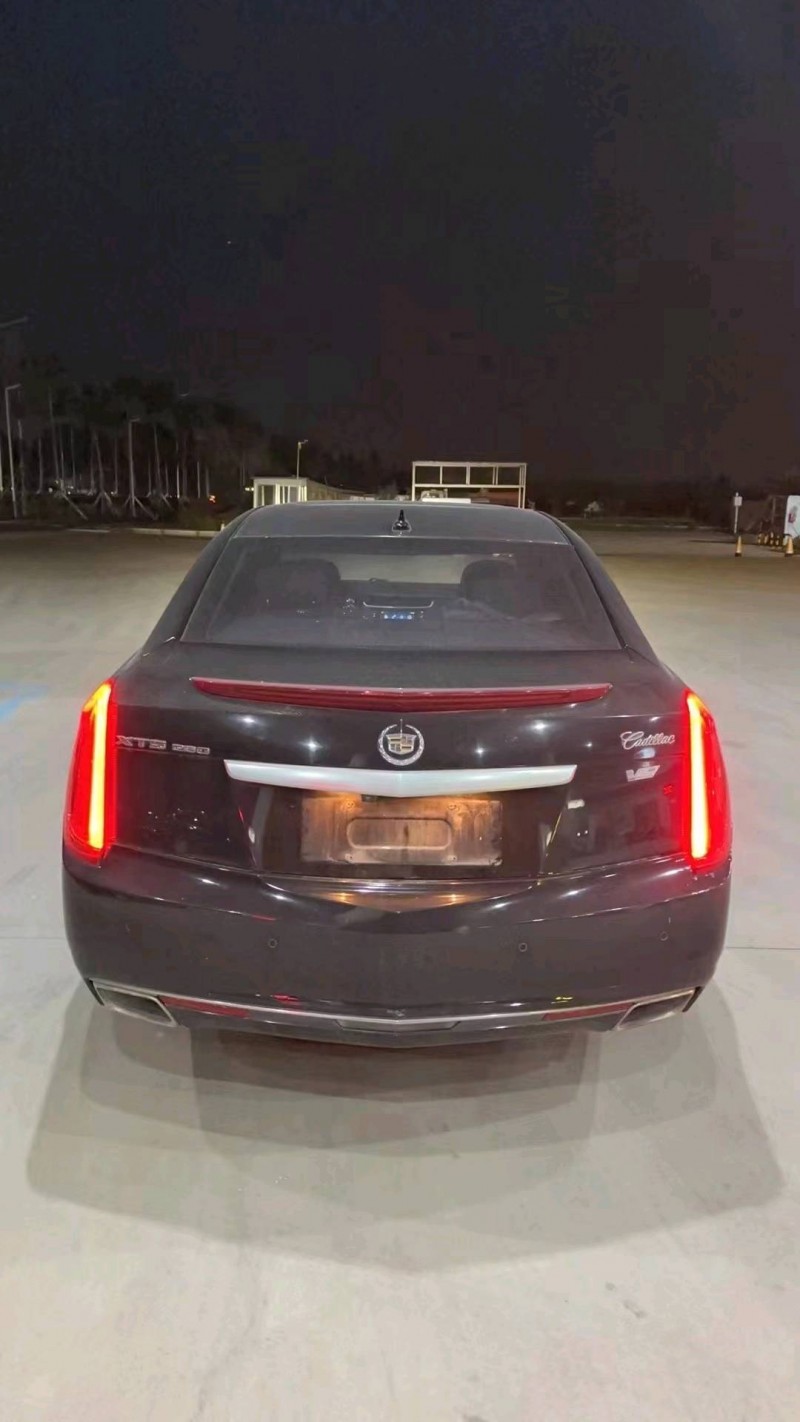 济南15年凯迪拉克XTS6