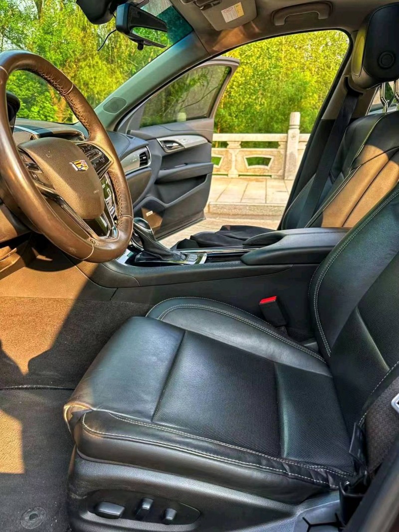 济南18年凯迪拉克ATS8