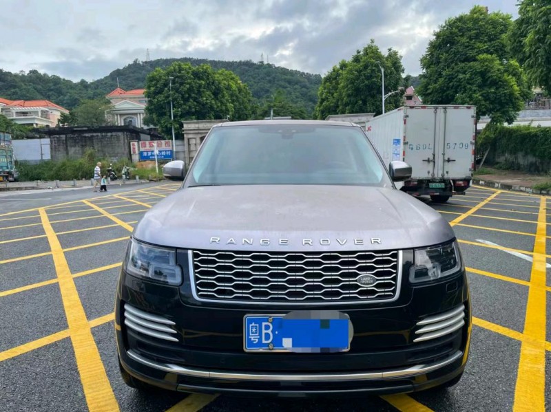 广州19年路虎揽胜行政1