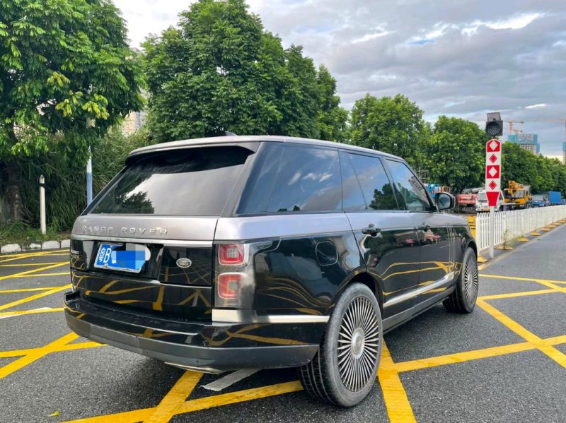 广州19年路虎揽胜行政7