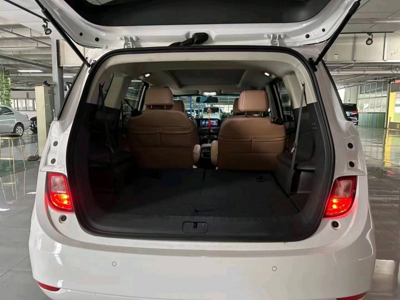 东营22年别克GL63