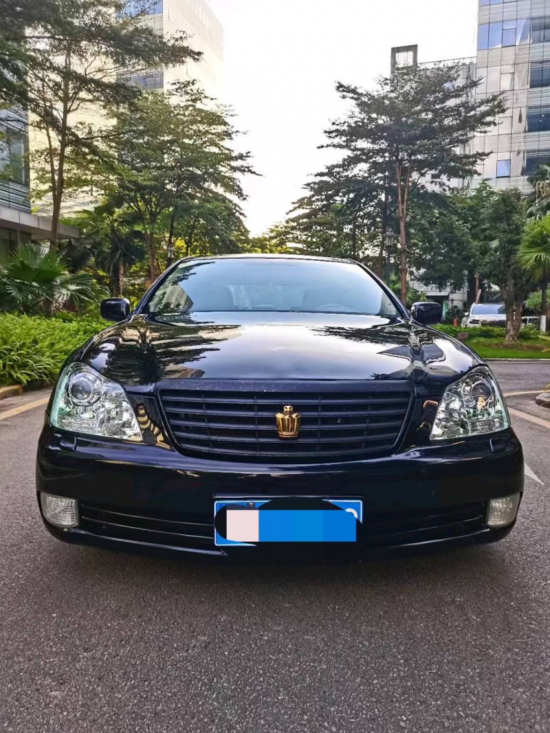 广州07年丰田皇冠1