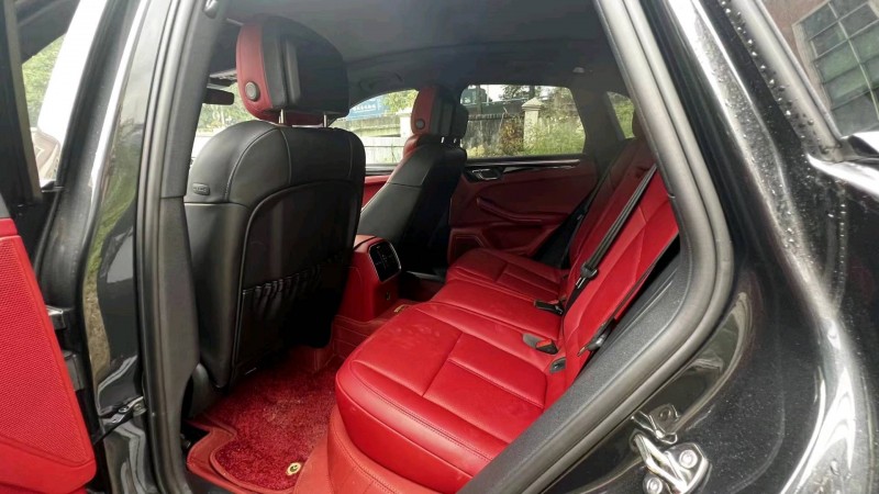 广州23年保时捷Macan5