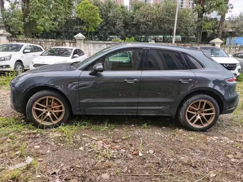广州23年保时捷Macan9