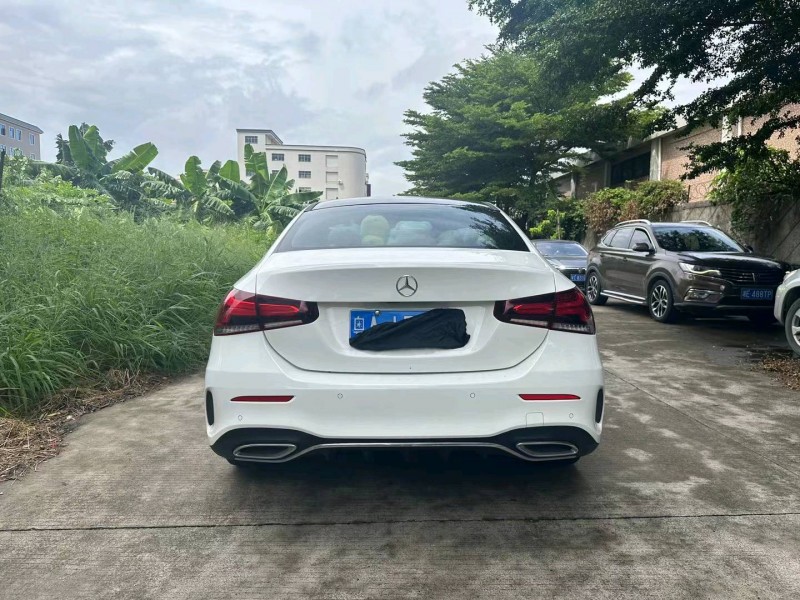 广州19年奔驰A9