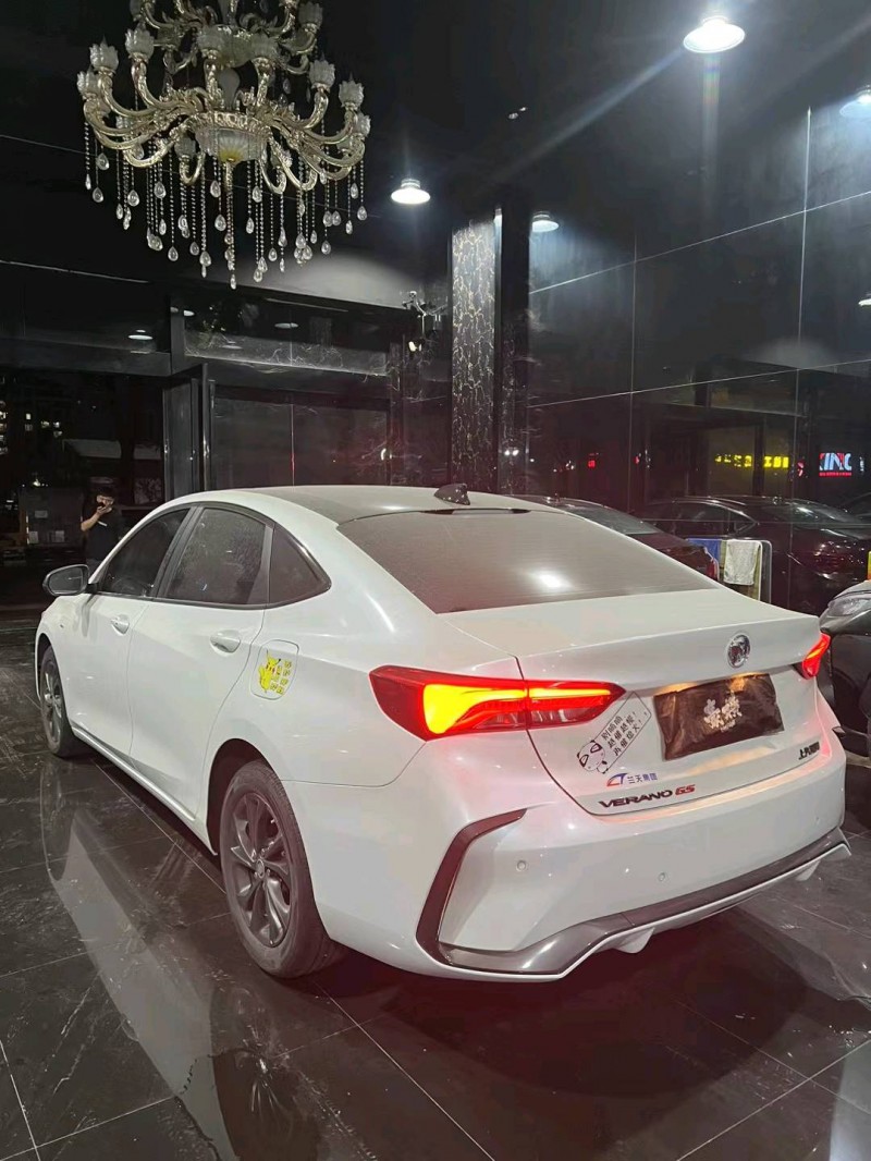 广州22年别克威朗4