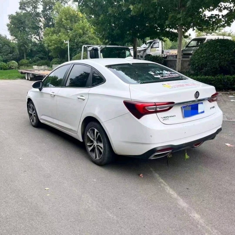 枣庄20年别克威朗7