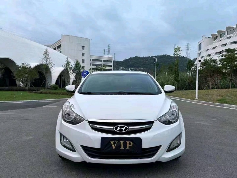 嘉兴14年现代朗动1