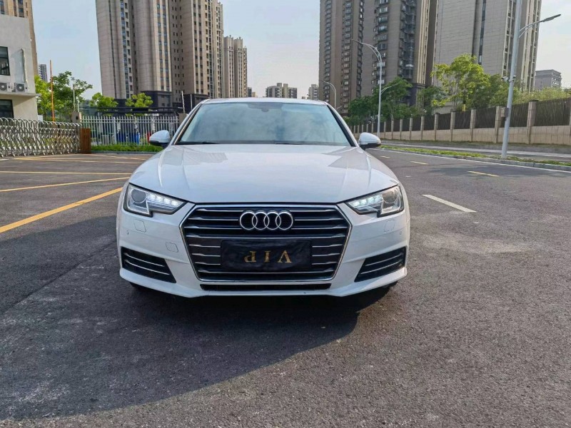 苏州18年奥迪A4L1