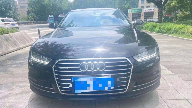 嘉兴17年奥迪A7L1