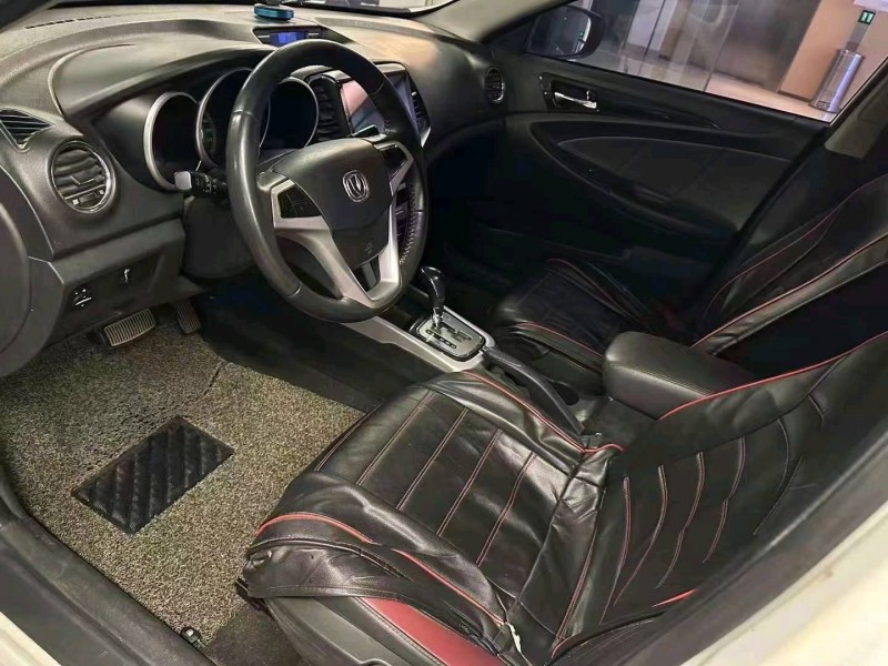 嘉兴14年长安汽车逸动7