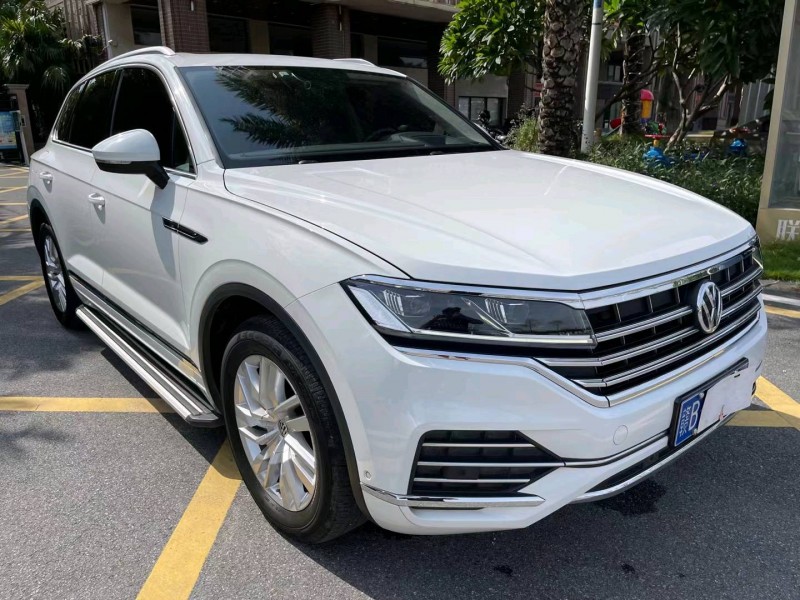 佛山19年大众途锐3