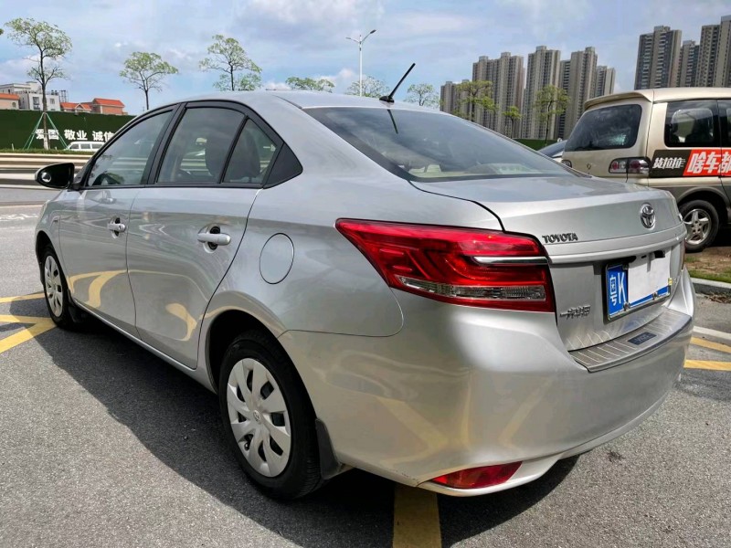 佛山19年丰田威驰5