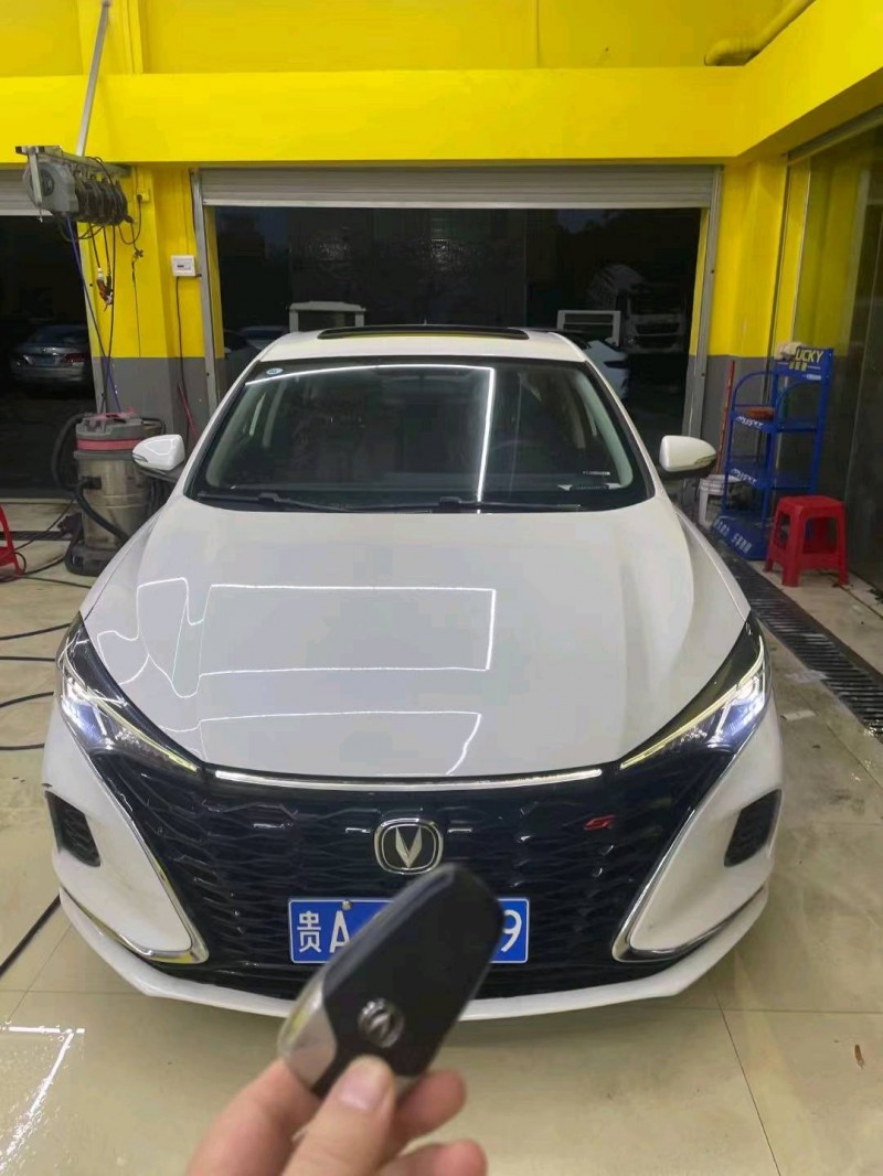 珠海22年长安汽车逸动1