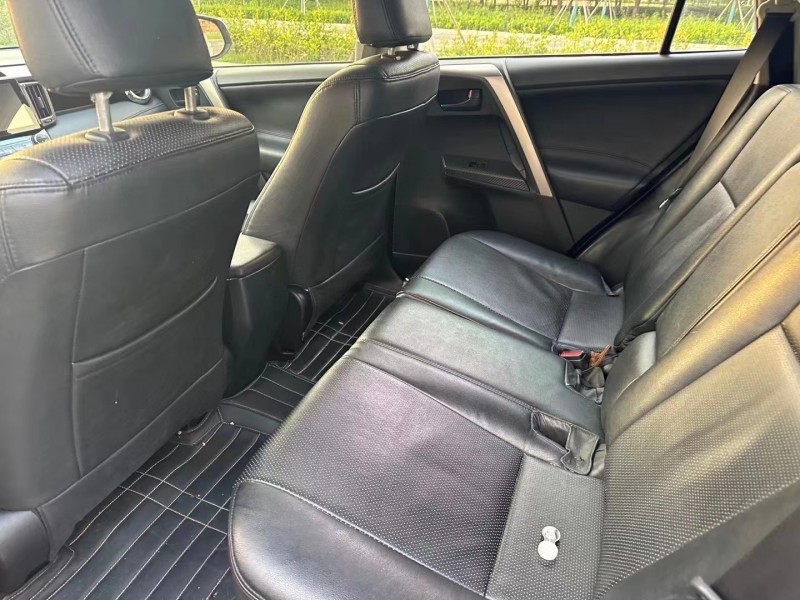 徐州15年丰田RAV4荣放8