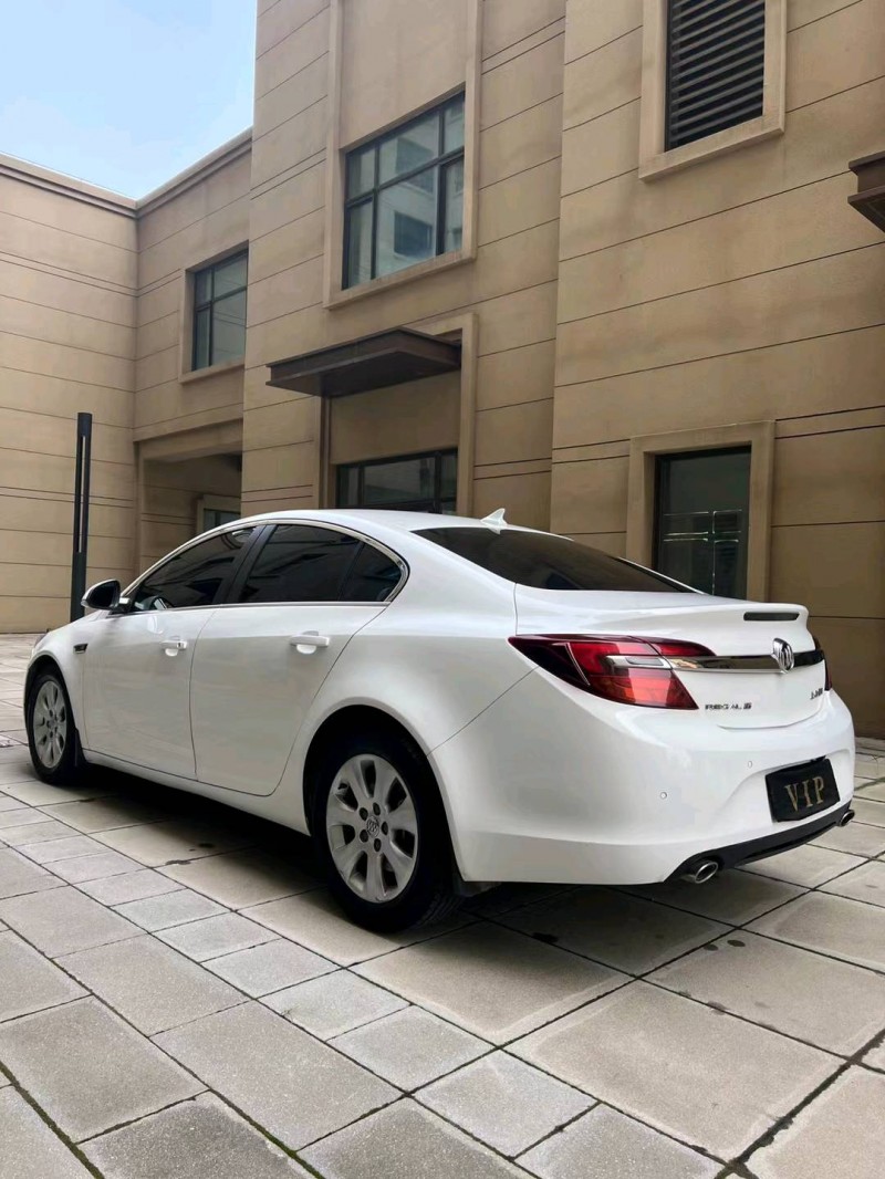 廊坊15年别克君威4