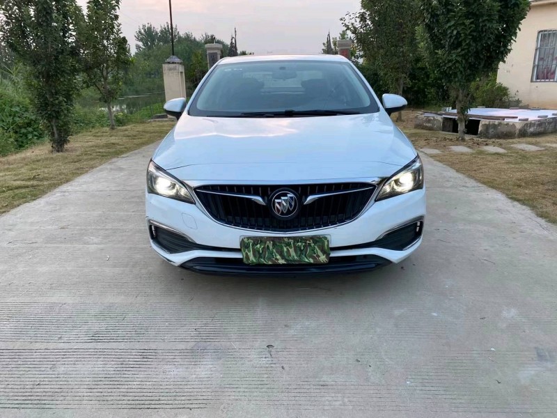 徐州19年别克威朗1