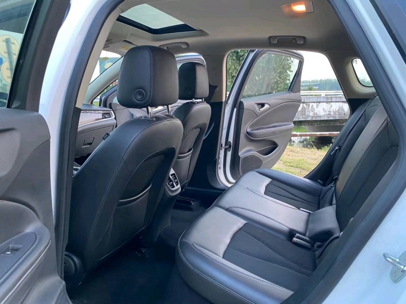 徐州19年别克威朗6