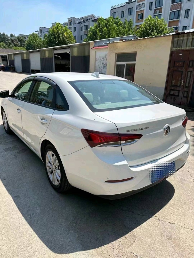 东营19年别克英朗3