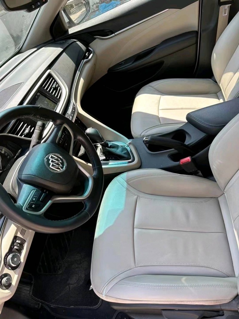 东营19年别克英朗9