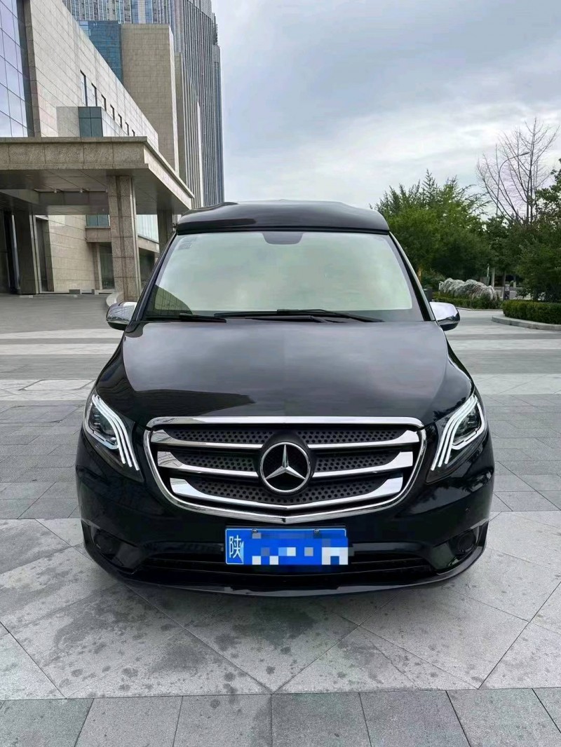 廊坊17年奔驰威霆1