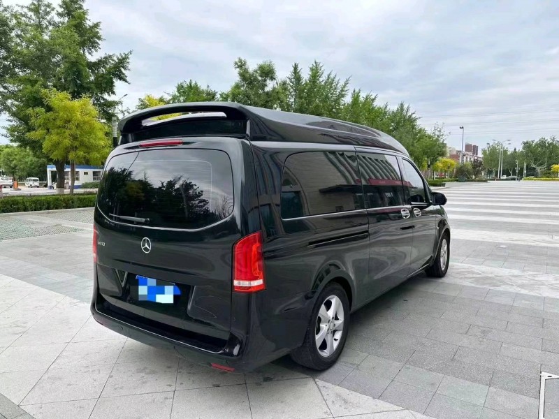 廊坊17年奔驰威霆4