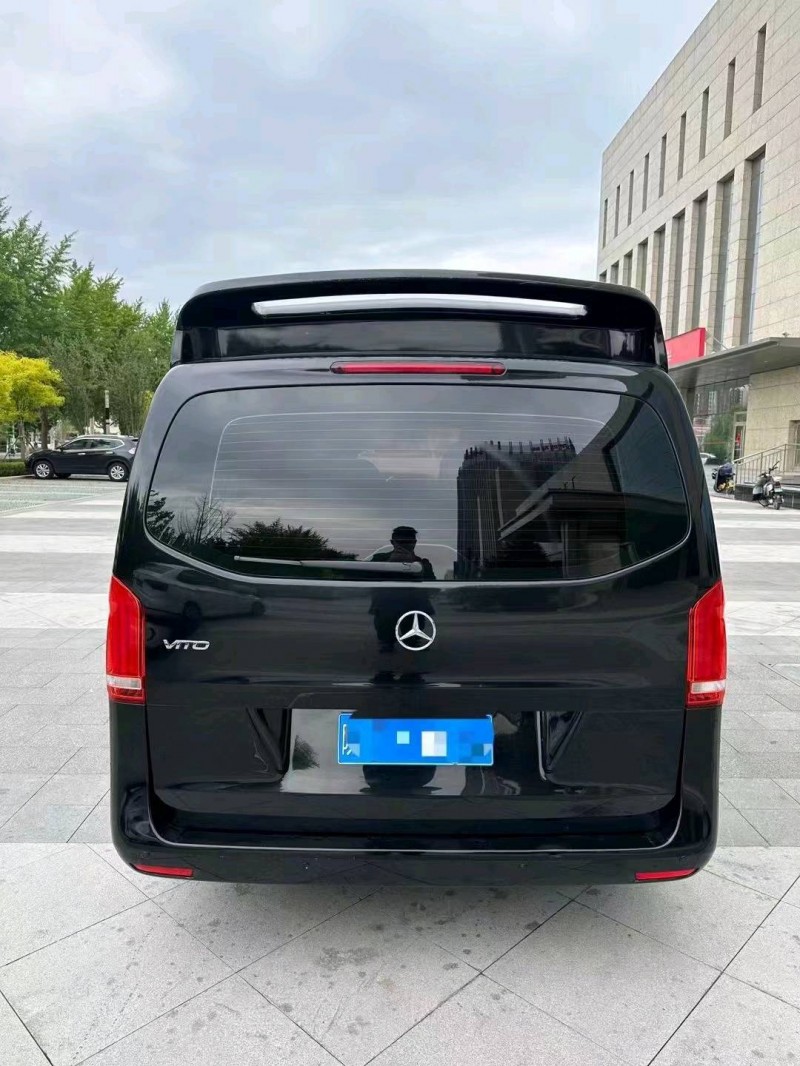 廊坊17年奔驰威霆9