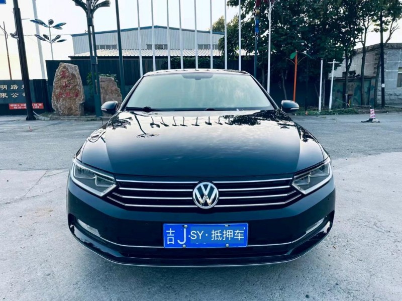 沈阳17年大众迈腾1