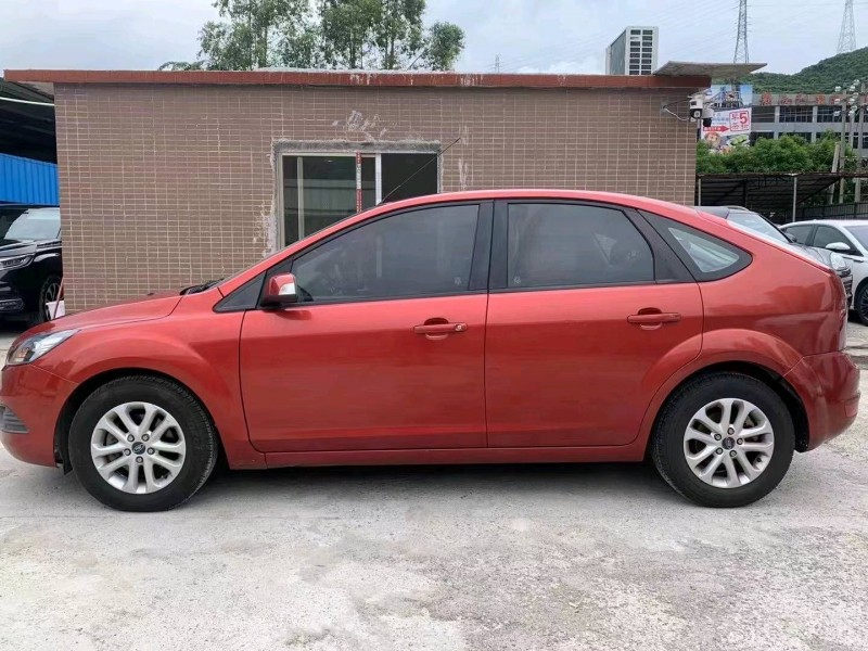 珠海15年福特福克斯3