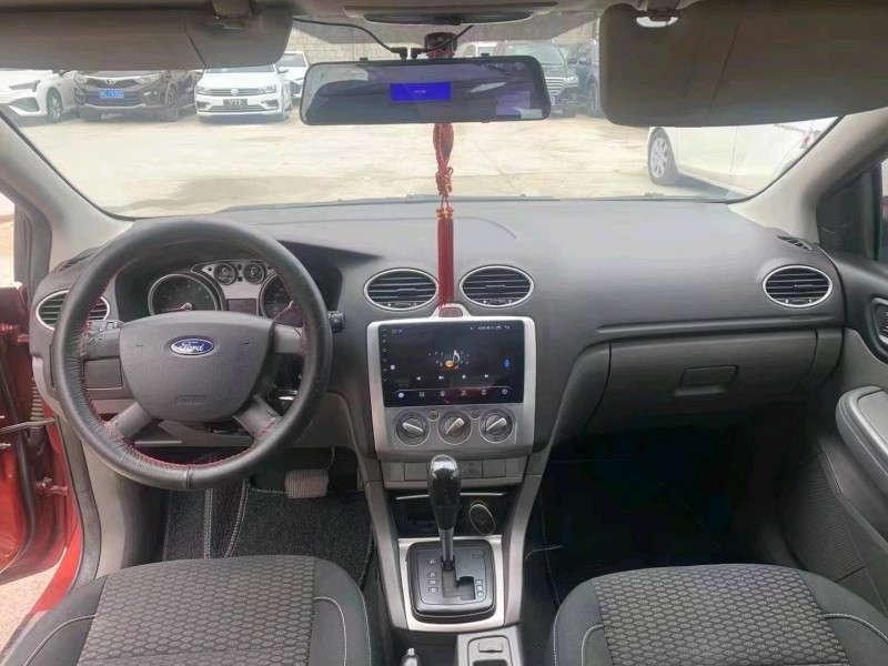 珠海15年福特福克斯9