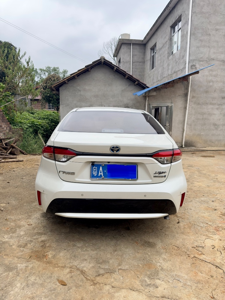 佛山19年丰田雷凌8