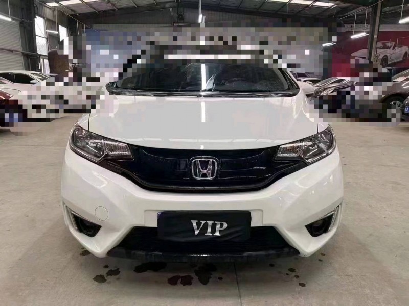 济宁15年本田飞度1