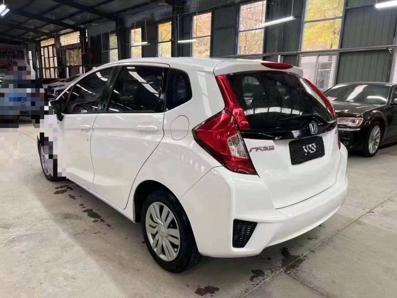 济宁15年本田飞度8