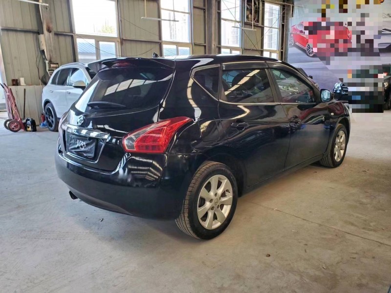 济宁14年日产骐达7