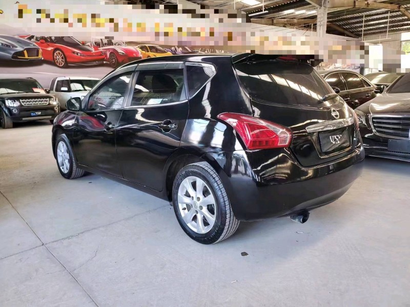 济宁14年日产骐达8