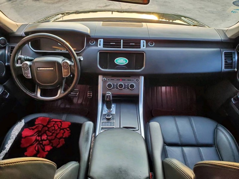 济宁16年路虎揽胜运动4