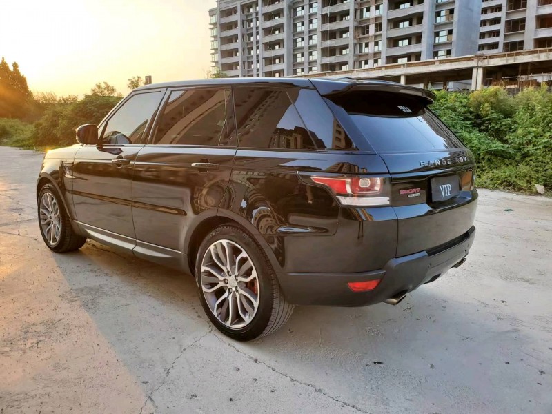 济宁16年路虎揽胜运动8