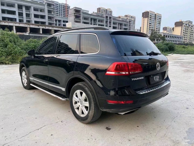 济宁15年大众途锐8