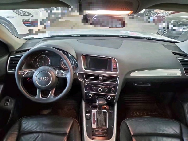 济宁14年奥迪Q54