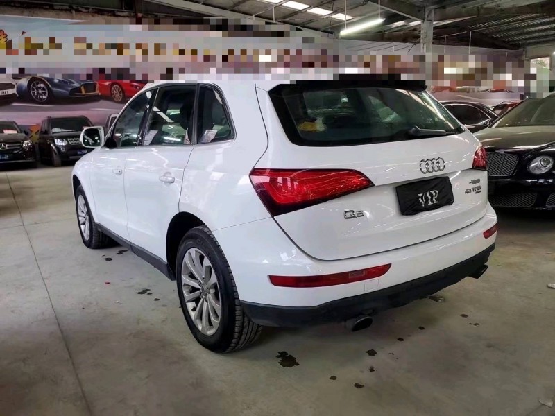 济宁14年奥迪Q58