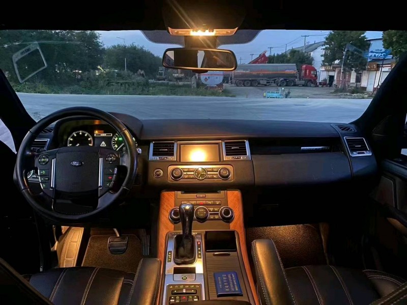 枣庄13年路虎揽胜运动5